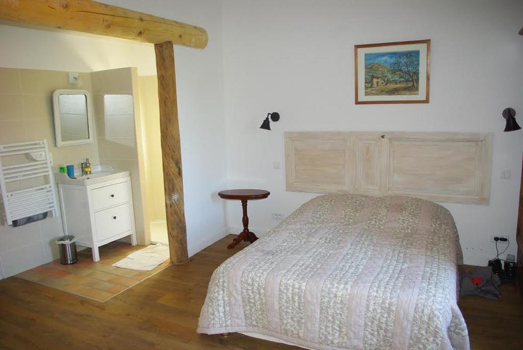 Mas La Vitalis Chambres D'Hotes L'Isle-sur-la-Sorgue Luaran gambar